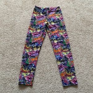 girls size 10 graffiti patterned leggings
